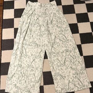 #162. Floral Wide-Leg Pants